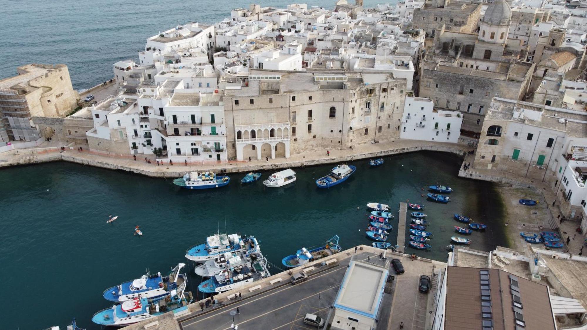 Palazzo Stapane Home Suite 9 - Luxury Living Monopoli Εξωτερικό φωτογραφία