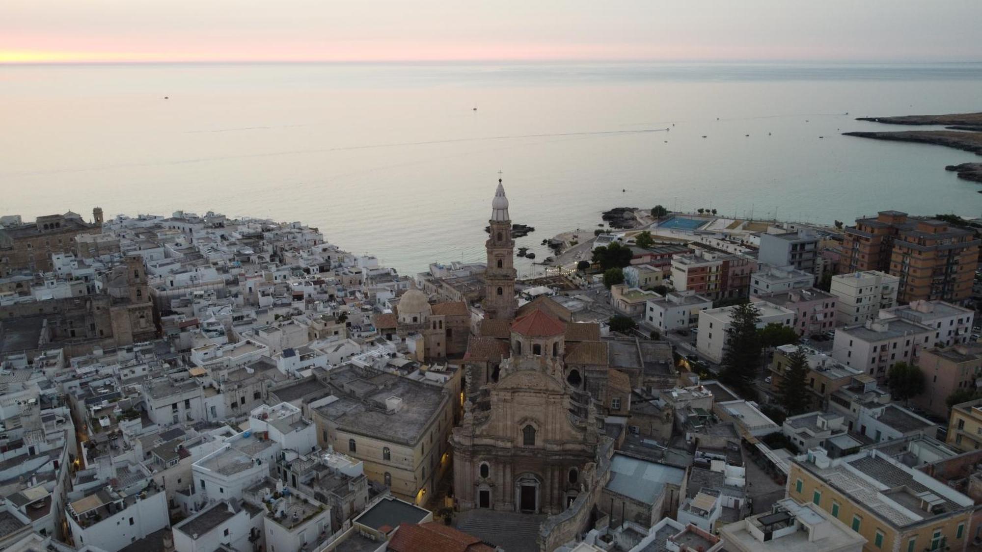 Palazzo Stapane Home Suite 9 - Luxury Living Monopoli Εξωτερικό φωτογραφία