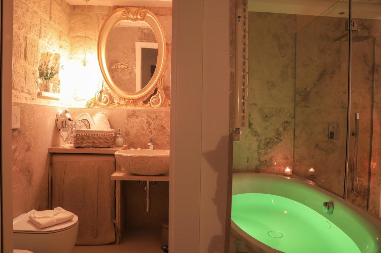 Palazzo Stapane Home Suite 9 - Luxury Living Monopoli Εξωτερικό φωτογραφία